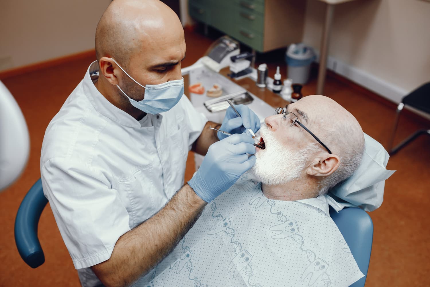 Discover how much is a full set of dental implants UK and why dental tourism in Albania is a cost-effective, safe alternative.
